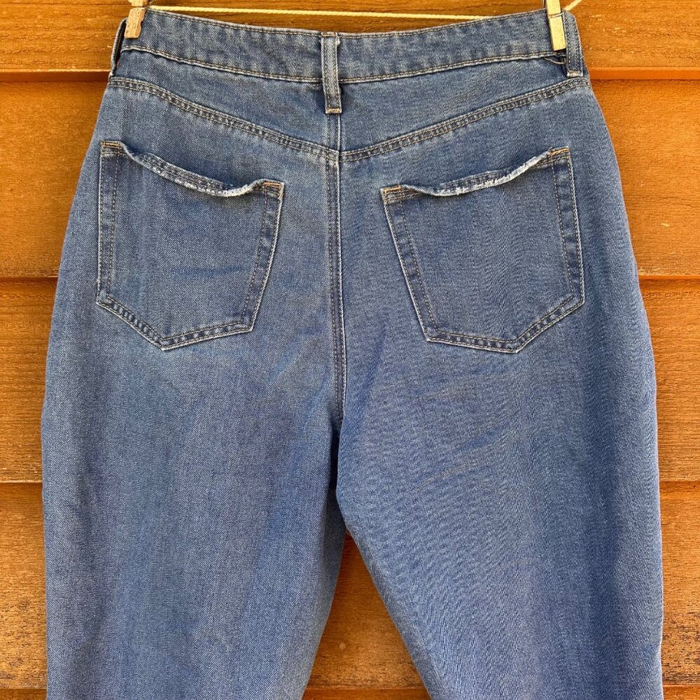 Forever 21 High Rise Ankle Distressed Lose Fit Blue Jeans Size 28 - Picture 9 of 13